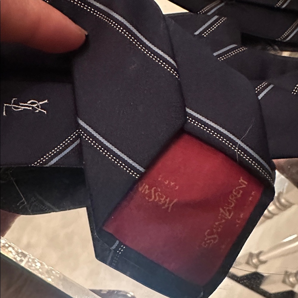 VINTAGE YSL LOGO NECKTIE - Picture 2 of 2